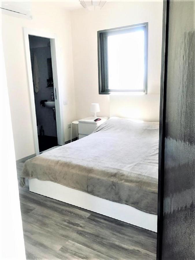 2 Bdr Nitza Appartment With Balkony Netanya Exterior foto